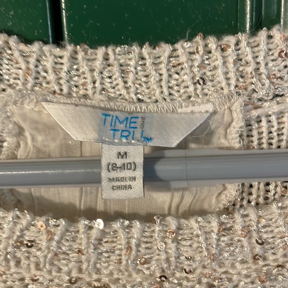 Casual pullover sweater - Picture 2 of 4